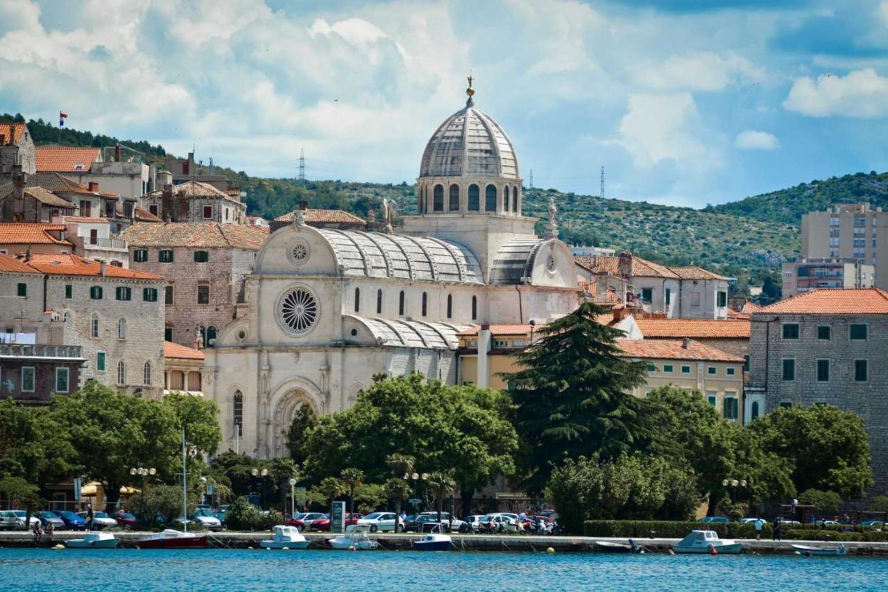 Apartment Anamaria Sibenik Exterior photo
